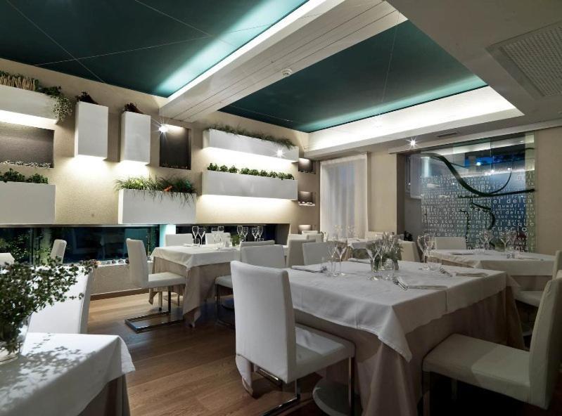 Locanda Ristorante 7 Mari Porto Viro Dış mekan fotoğraf